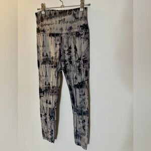 LULULEMON Grey Tie-Dye Wunder Under